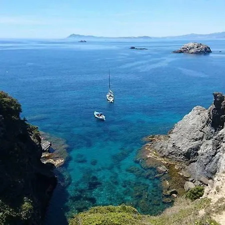 Neuf A 150m De La * Hyeres